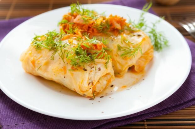 Lean cabbage rolls without meat