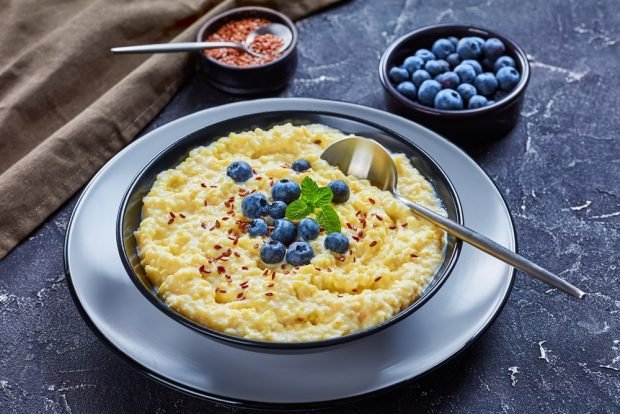 Millet porridge with condensed milk 