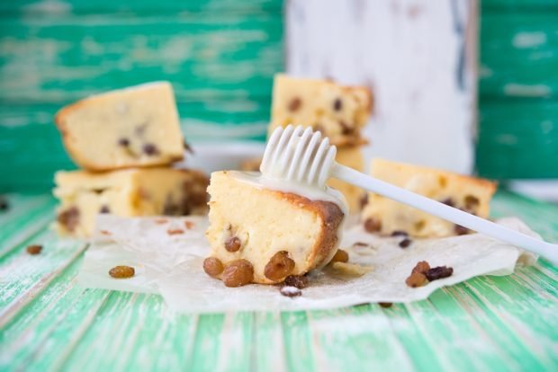 Curd curd casserole in a slow cooker 