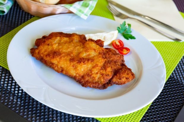 Spicy pork chops in the oven