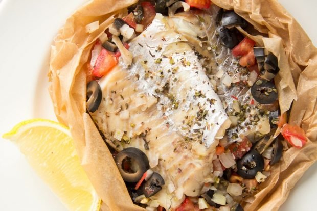 Pollock with tomatoes and olives in the oven – a simple and delicious recipe, how to cook step by step