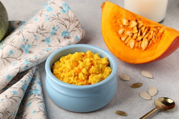 Millet porridge with pumpkin on milk in a slow cooker