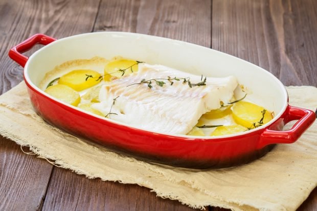 Cod with potatoes in cream is a simple and delicious recipe, how to cook step by step