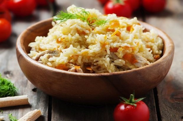 Delicious pilaf in a slow cooker 