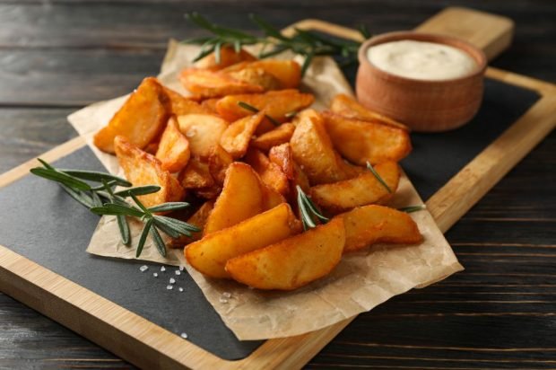 Crispy potatoes in a rustic way – a simple and delicious recipe, how to cook step by step