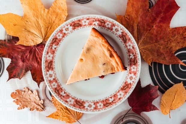 Cottage cheese casserole with nuts and dried fruits 