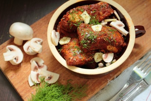 Pork ribs with potatoes and mushrooms