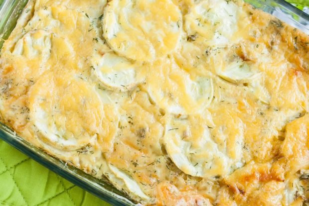 Zucchini casserole with sour cream is a simple and delicious recipe, how to cook step by step