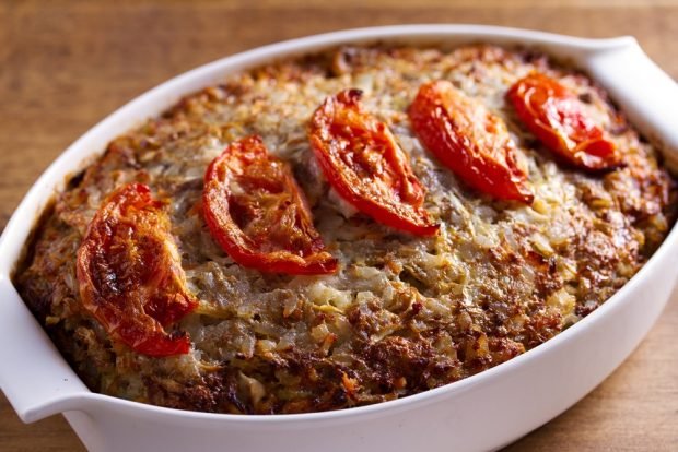 Rice casserole with cabbage and tomatoes is a simple and delicious recipe, how to cook step by step