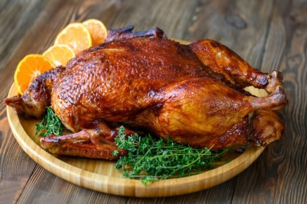 Duck baked in orange juice is a simple and delicious recipe, how to cook step by step