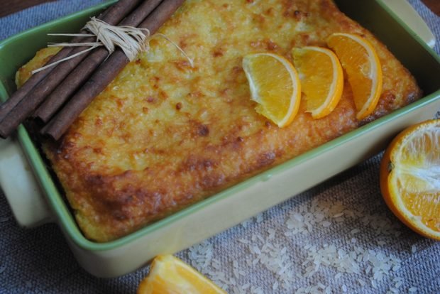 Cottage cheese casserole with rice and oranges