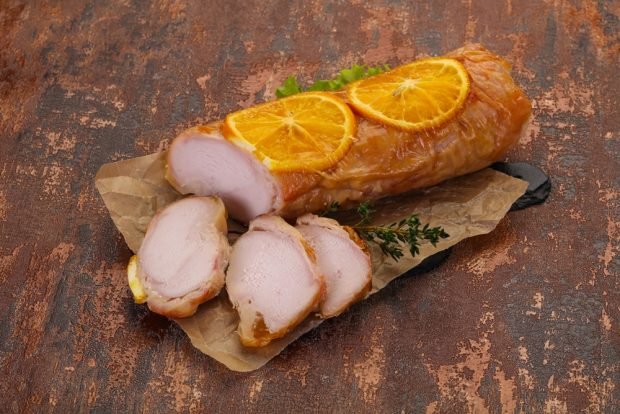 Chicken roll with oranges