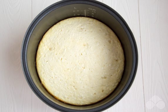 Cottage cheese casserole made of granular cottage cheese: photo of recipe preparation, step 4