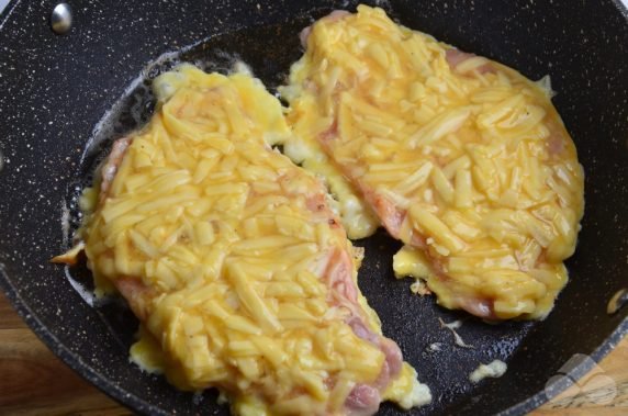 Pork chops in cheese batter: photo of recipe preparation, step 5