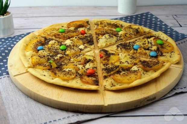 Sweet pizza – a simple and delicious recipe with photos (step by step)