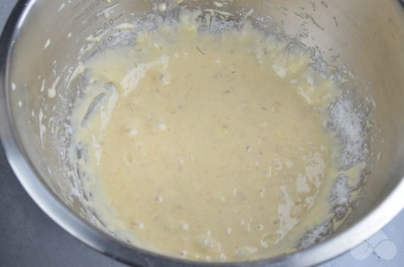 Banana muffins: photo of recipe preparation, step 5