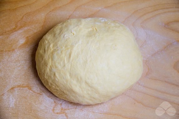 Doughnuts on water and dry yeast: photo of recipe preparation, step 3