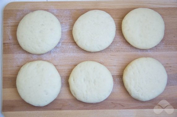 Sweet donuts without eggs: photo of recipe preparation, step 5