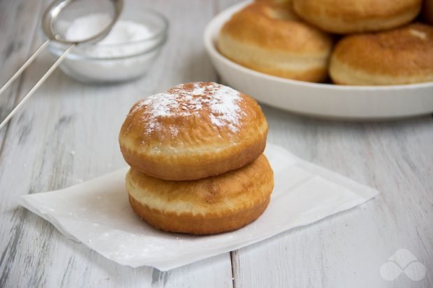 Sweet donuts without eggs