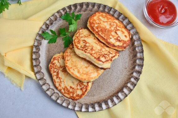 Chicken pancakes on yogurt: photo of recipe preparation, step 6