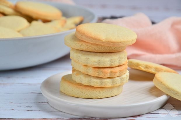 Shortbread cookies – a simple and delicious recipe with photos (step by step)