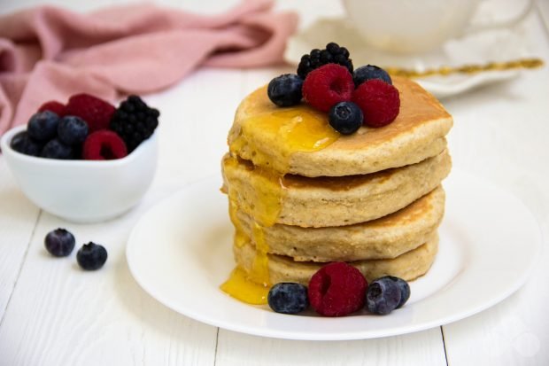 Diet oatmeal pancakes