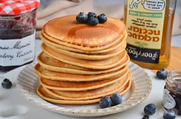 Pancakes with almond milk