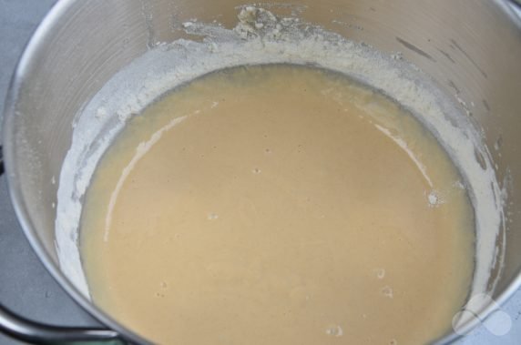 Pancakes with almond milk: photo of recipe preparation, step 3