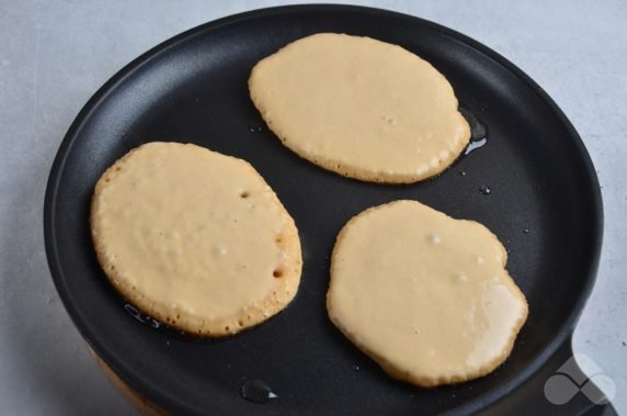 Pancakes with almond milk: photo of recipe preparation, step 4