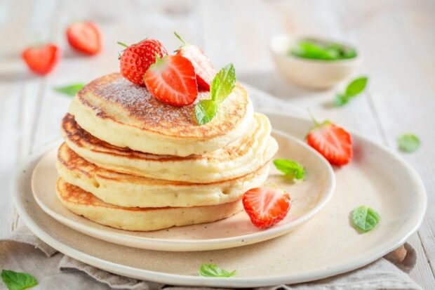 Fluffy pancakes on yogurt – a simple and delicious recipe, how to cook step by step
