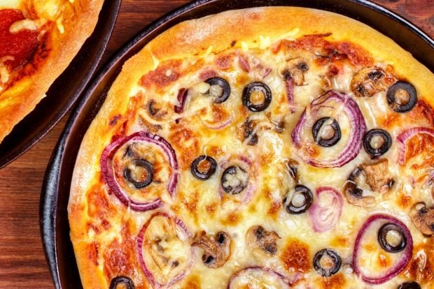 Pizza with olives on kefir is a simple and delicious recipe, how to cook step by step