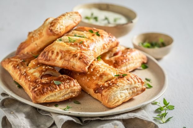 Sausage puffs – a simple and delicious recipe, how to cook step by step