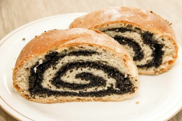 Poppy seed roll is a simple and delicious recipe, how to cook step by step