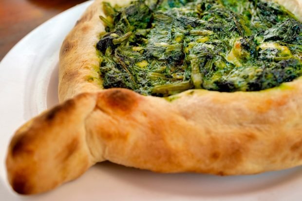 Adjarian khachapuri with spinach is a simple and delicious recipe, how to cook step by step