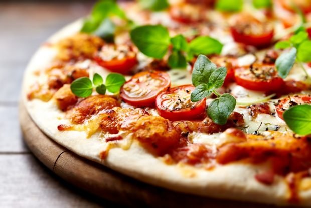 Pizza on sour cream is a simple and delicious recipe, how to cook step by step