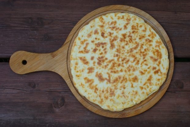 Khachapuri with champignons in a frying pan 