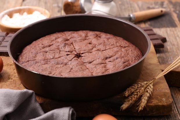 Chocolate cake on kefir 