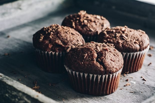 Chocolate muffins from cottage cheese