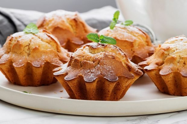 Cupcakes with condensed milk