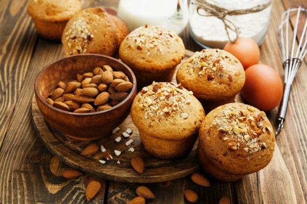 Homemade cupcakes with almonds – a simple and delicious recipe, how to cook step by step