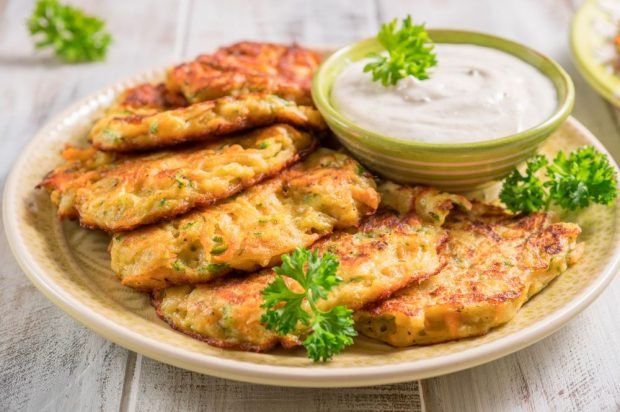 Potato pancakes with carrots and herbs