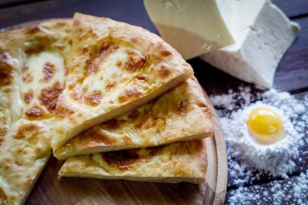 Khachapuri with mozzarella is a simple and delicious recipe, how to cook step by step