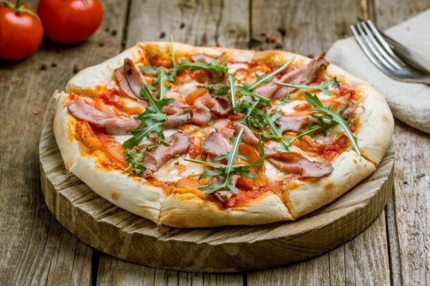 Lush pizza in a frying pan is a simple and delicious recipe, how to cook step by step