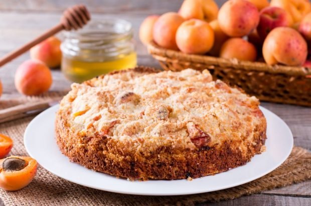 Apricot and honey pie is a simple and delicious recipe, how to cook step by step