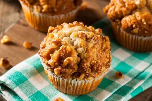 Banana-nut muffins are a simple and delicious recipe, how to cook step by step