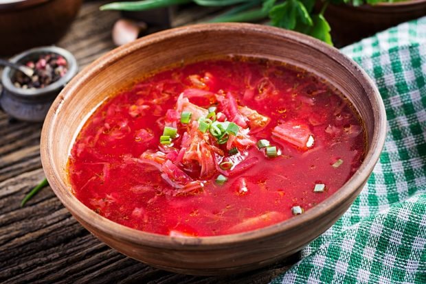 Borscht with cauliflower 