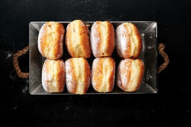 Donuts on whey without yeast