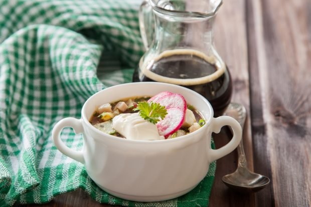 Okroshka with meat and beans 