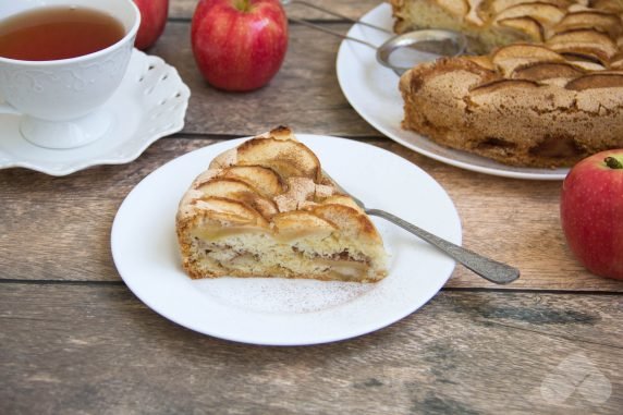 Charlotte with apples without sugar: photo of recipe preparation, step 10