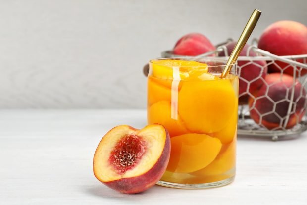 Winter peach compote is a simple and delicious recipe, how to cook step by step